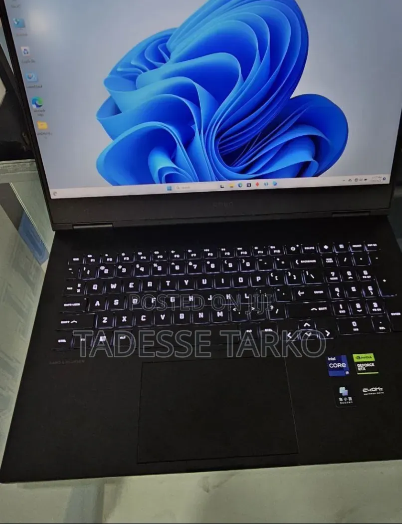 New Laptop HP Omen 16 16GB Intel Core i9 SSD 1T