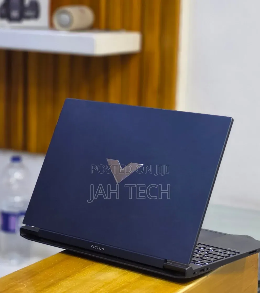 New Laptop HP Victus 15 8GB Intel Core i5 SSD 512GB