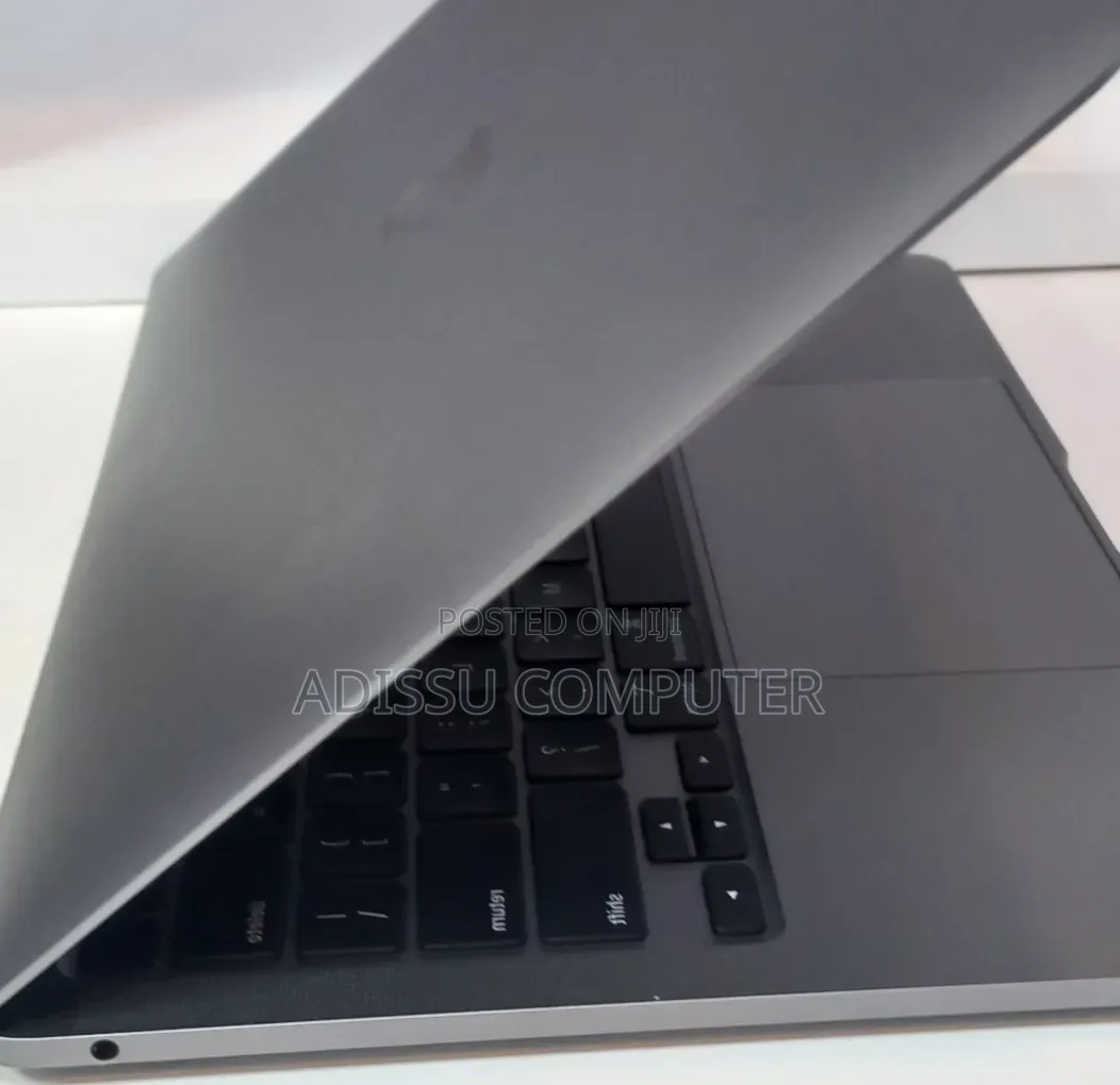 New Laptop Apple MacBook Air 2020 M1 8GB Apple M1 SSD 256GB