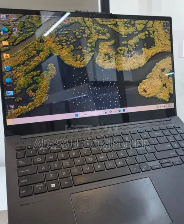New Laptop Asus ROG Strix G15 16GB Intel Core Ultra 9 SSD 512GB