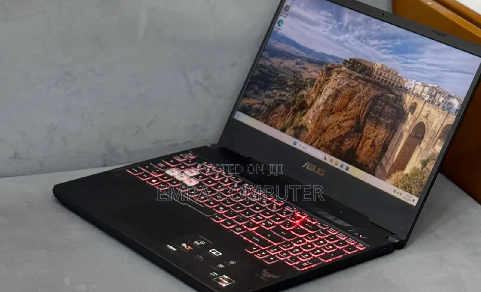 New Laptop Asus 16GB AMD Ryzen 5 SSD 512GB