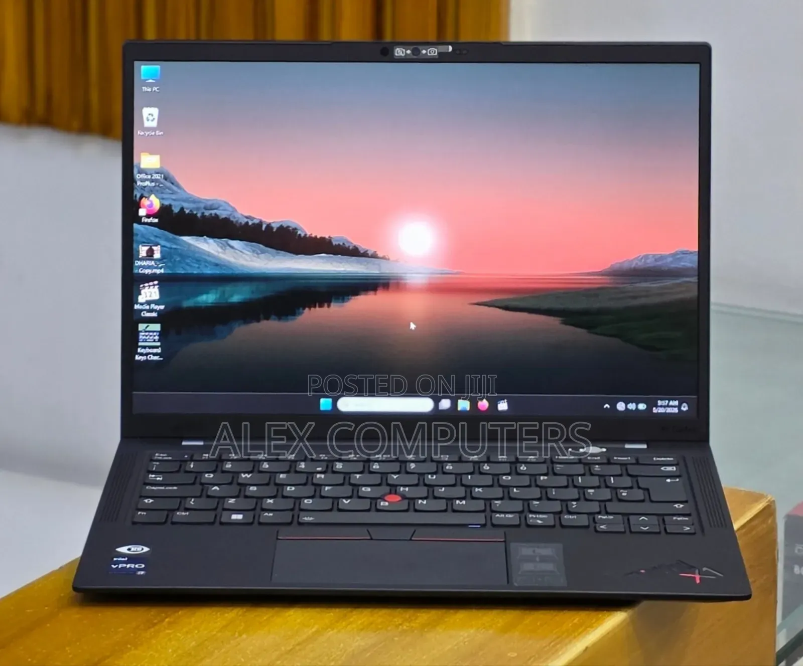 New Laptop Lenovo ThinkPad X1 Carbon 16GB Intel Core i7 SSD 512GB