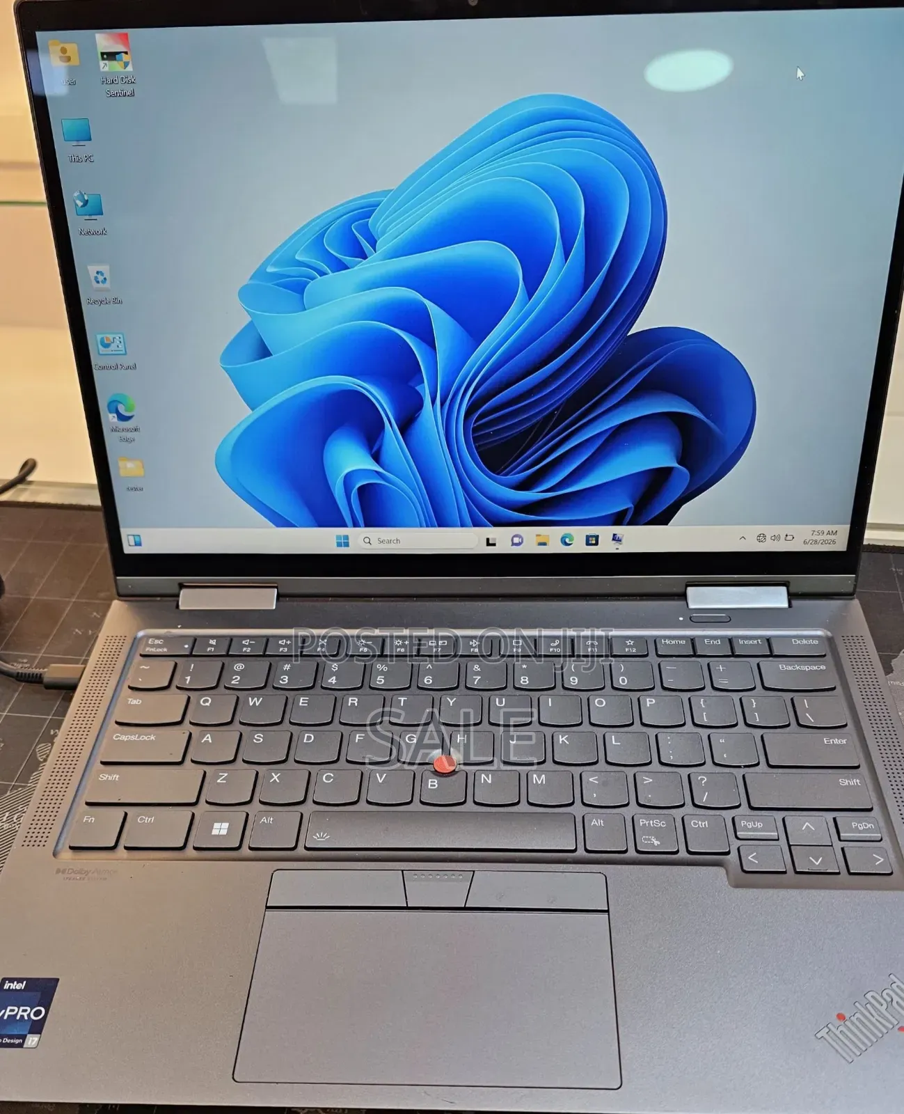 New Laptop Lenovo ThinkPad X1 Yoga 32GB Intel Core i7 SSD 512GB
