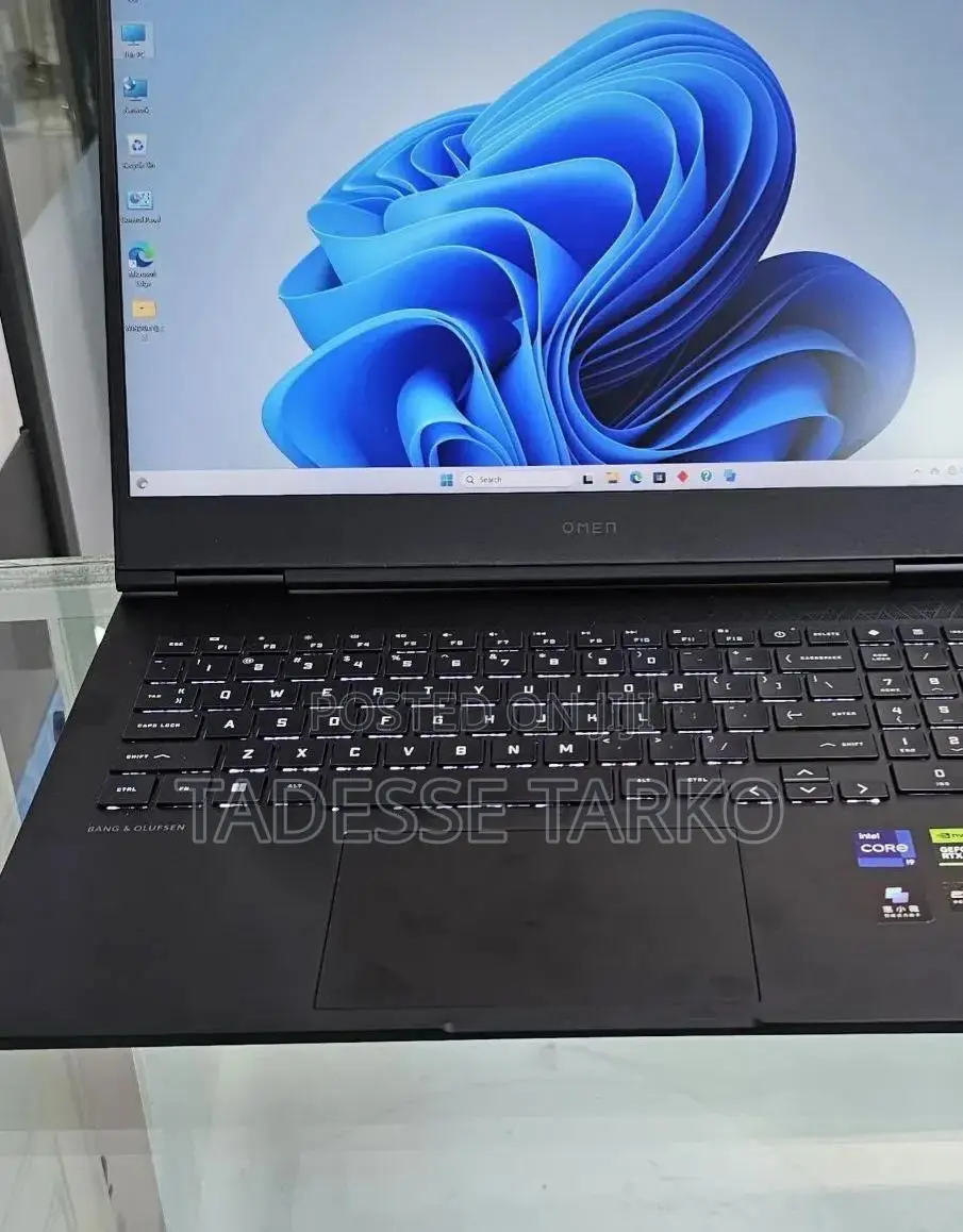 New Laptop HP Omen 16 16GB Intel Core i9 SSD 1T