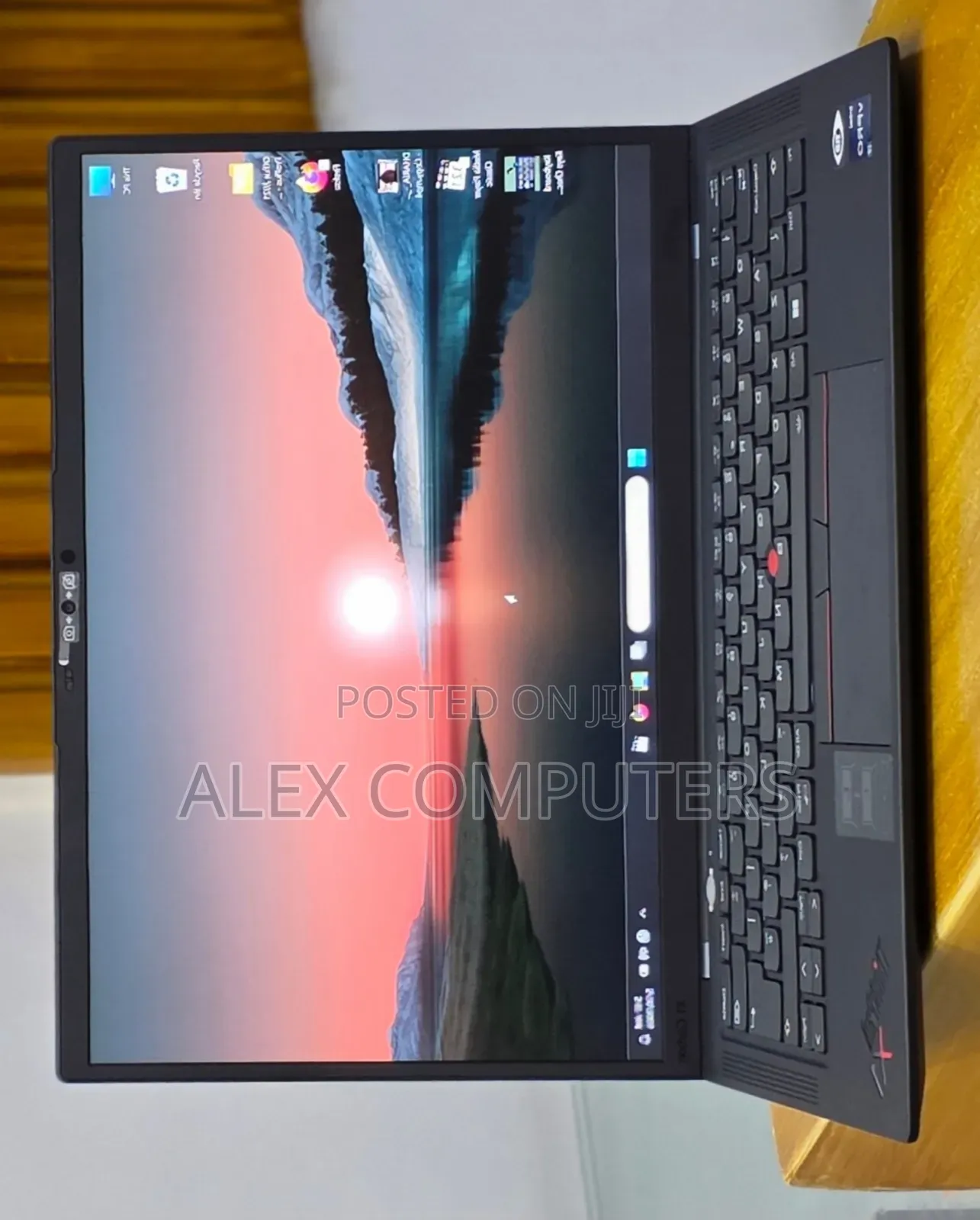 New Laptop Lenovo ThinkPad X1 Carbon 16GB Intel Core i7 SSD 512GB