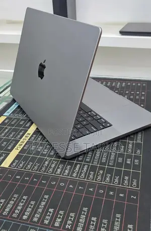 New Laptop Apple MacBook Pro 2021 M1 Max 32GB Apple M1 Max SSD 1T