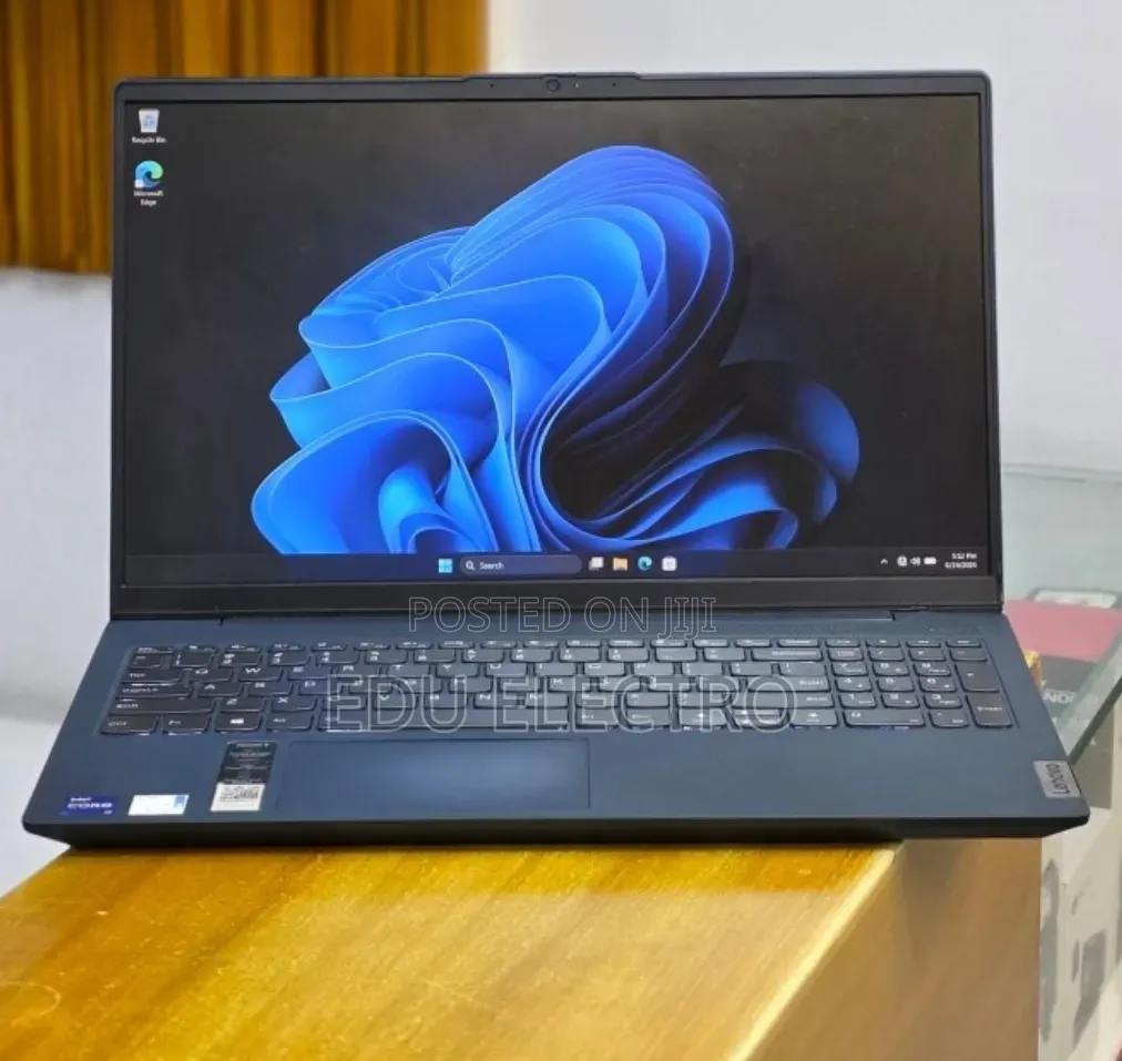 New Lenovo IdeaPad 5 Slim 13th Gen i7 12GB Intel Core i7 SSD 512GB