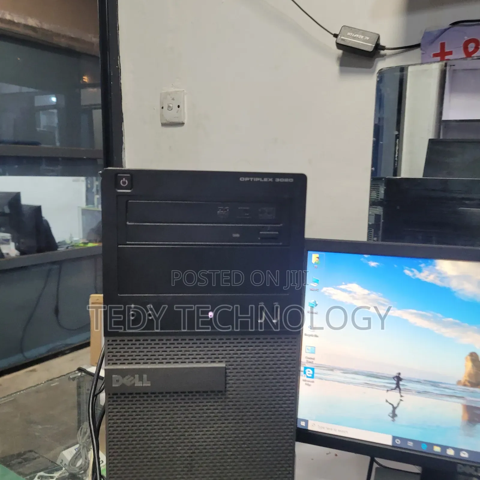 New Desktop Computer Dell Optiplex 7020 4GB Intel Core i5 HDD 500GB
