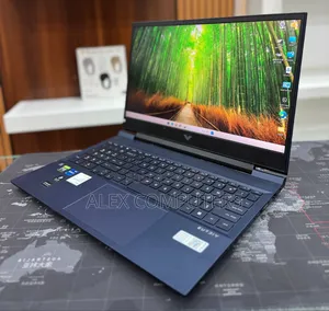 New Laptop HP Victus 16 16GB Intel Core i7 SSD 512GB