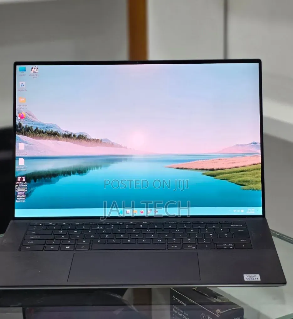 New Laptop Dell Precision 5550 16GB Intel Core i7 SSD 512GB