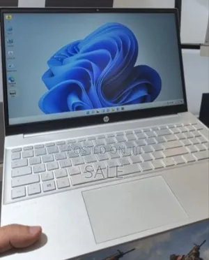 New Laptop HP Pavilion 15 16GB Intel Core i7 SSD 512GB