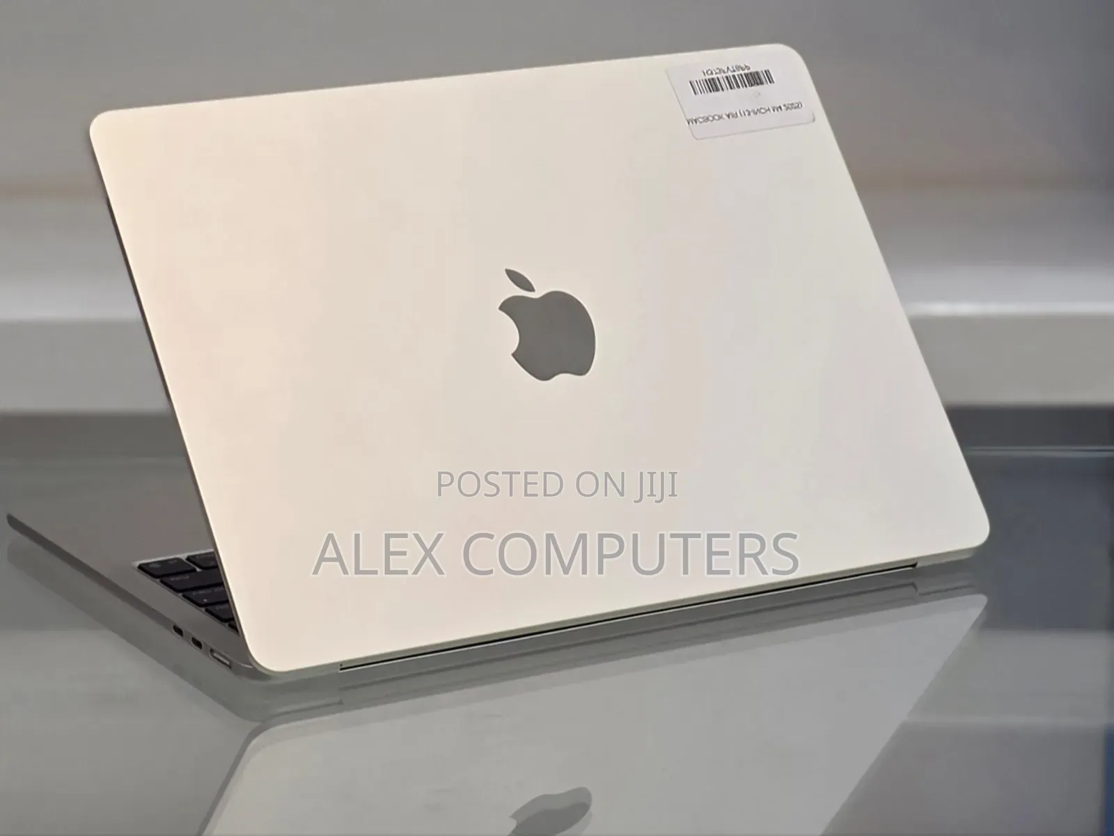 New Laptop Apple MacBook 16GB Apple M4 SSD 256GB