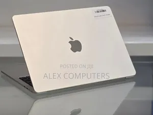 New Laptop Apple MacBook 16GB Apple M4 SSD 256GB