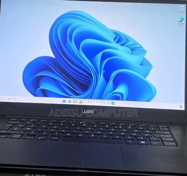 New Laptop Dell XPS 15 16GB Intel Core i5 SSD 512GB