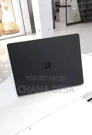 New Laptop Lenovo 16GB AMD Ryzen 5 SSD 512GB