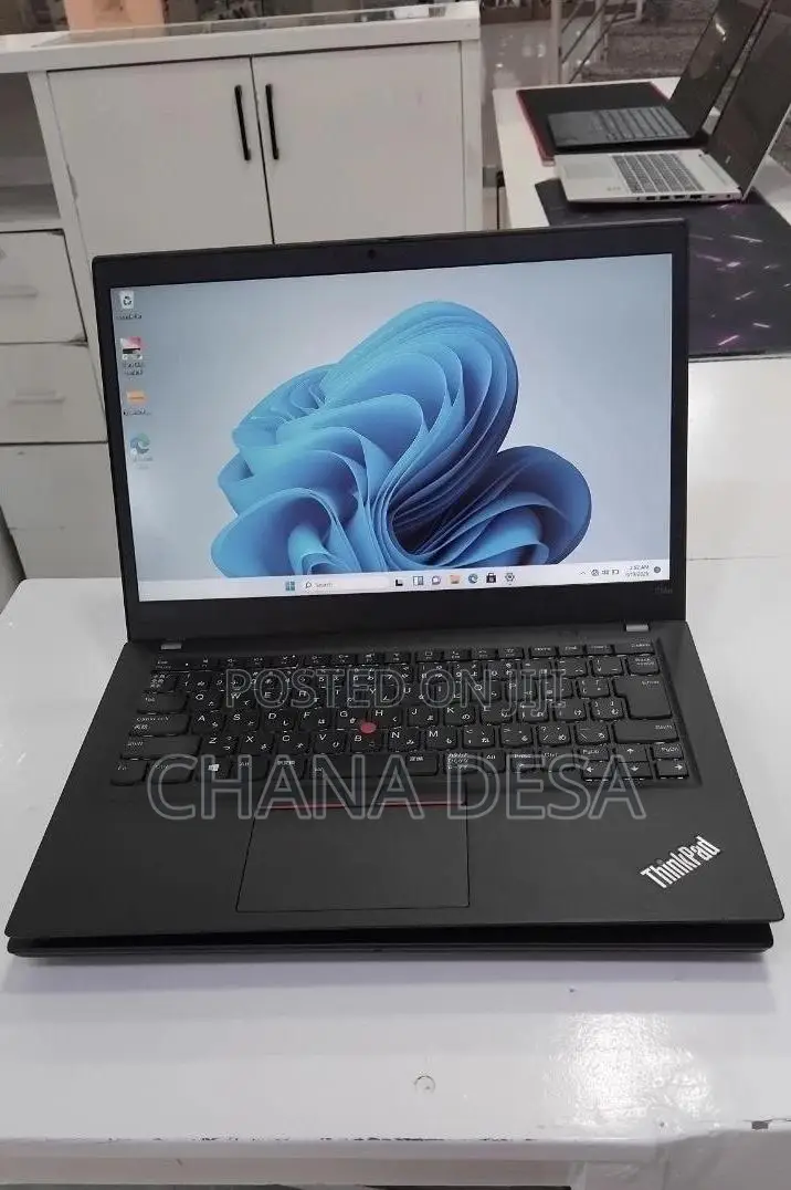 New Laptop Lenovo 16GB AMD Ryzen 5 SSD 512GB