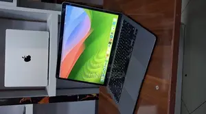 New Laptop Apple MacBook Air 2020 8GB Intel Core i5 SSD 512GB