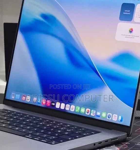 New Laptop Apple MacBook Pro 2021 M1 32GB Apple M1 Max SSD 512GB
