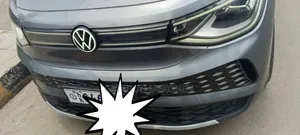 Volkswagen ID.6 2023 Gray