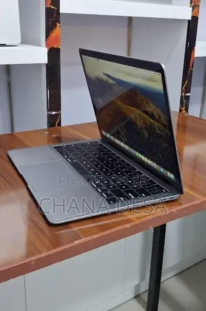 New Laptop Apple MacBook Air 2019 8GB Intel Core i5 SSD 128GB