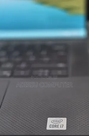 New Laptop Dell Precision 5550 16GB Intel Core i7 SSD 512GB
