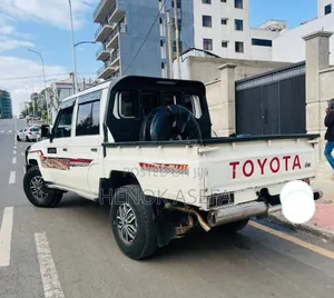 Toyota Land Cruiser 2020 White