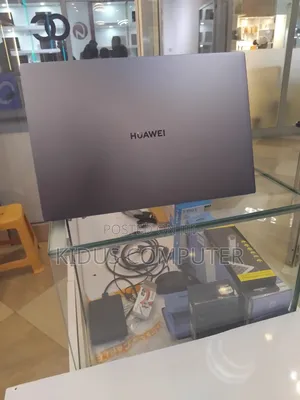 New Laptop Huawei 16GB Intel Core i5 SSD 512GB