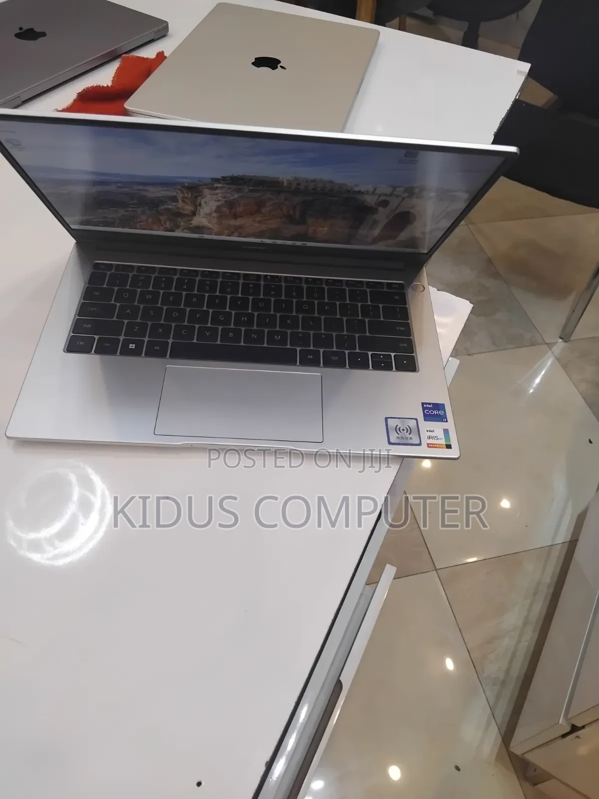 New Laptop Huawei 16GB Intel Core i7 SSD 512GB
