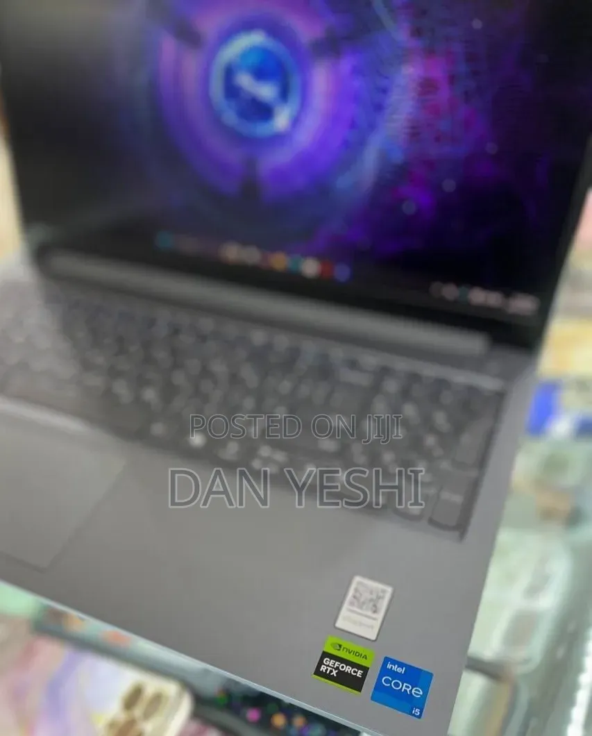 New Laptop Lenovo LOQ 15AHP10 16GB AMD Ryzen 7 SSD 512GB