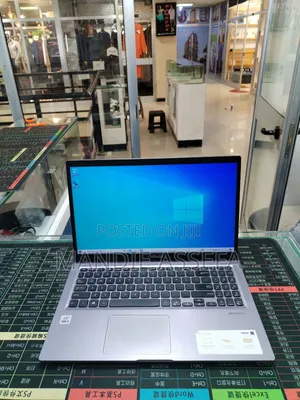 New Laptop Asus VivoBook 15 X505BA 8GB Intel Core i3 SSD 256GB