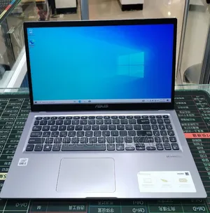 New Laptop Asus VivoBook 15 X505BA 8GB Intel Core i3 SSD 256GB