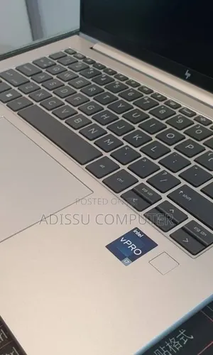 New Laptop HP EliteBook 840 G10 16GB Intel Core i7 SSD 1T