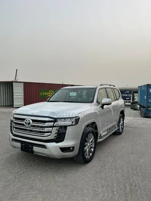 Toyota Land Cruiser 2022 Silver