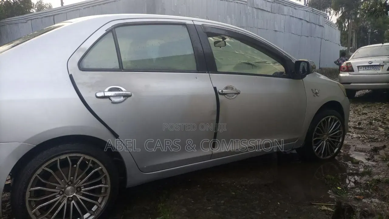 Yaris Belta 2010 for Rent