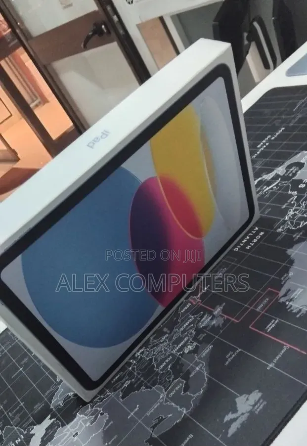 New Apple iPad (2025) 128 GB Gray