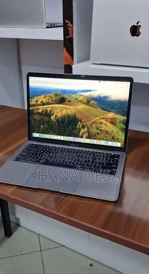 New Laptop Apple MacBook Air 2019 8GB Intel Core i5 SSD 128GB