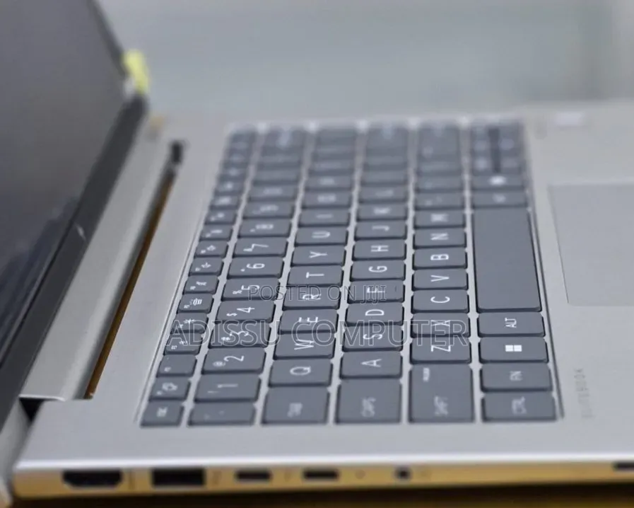 New Laptop HP EliteBook 640 G11 16GB Intel Core Ultra 5 SSD 512GB