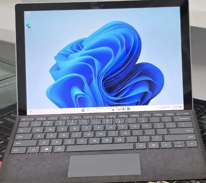 New Laptop Microsoft Surface Pro 7 32GB Intel Core i7 SSD 1T