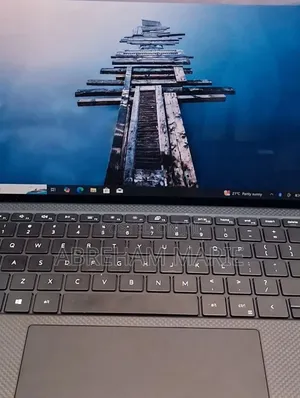 New Laptop Dell XPS 15 32GB Intel Core i7 SSD 512GB