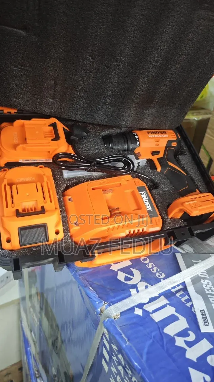 Finder Charger Dirll 20V