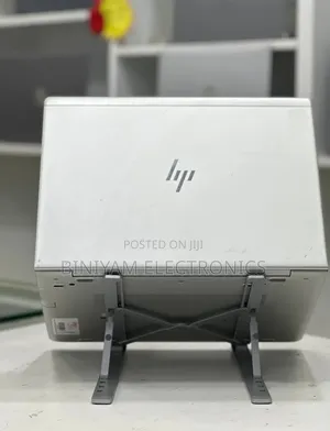 New Laptop HP EliteBook 840 G5 8GB Intel Core i5 SSD 256GB