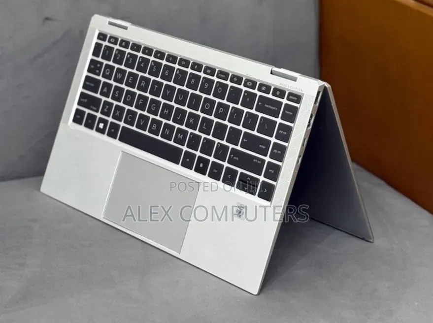 New Laptop HP EliteBook x360 1040 G7 16GB Intel Core i7 SSD 512GB