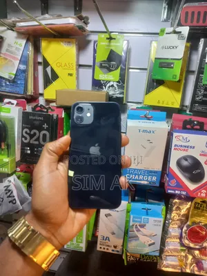 New Apple iPhone 12 64 GB Black