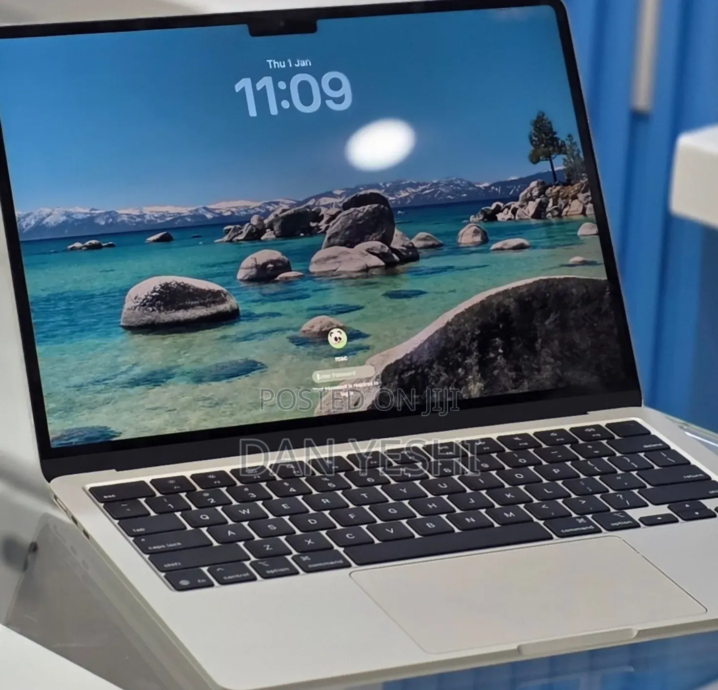 New Laptop Apple MacBook Air 2025 M4 16GB Apple M4 SSD 256GB