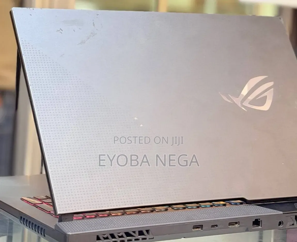 New Laptop Asus ROG Strix G17 16GB AMD Ryzen 7 SSD 512GB