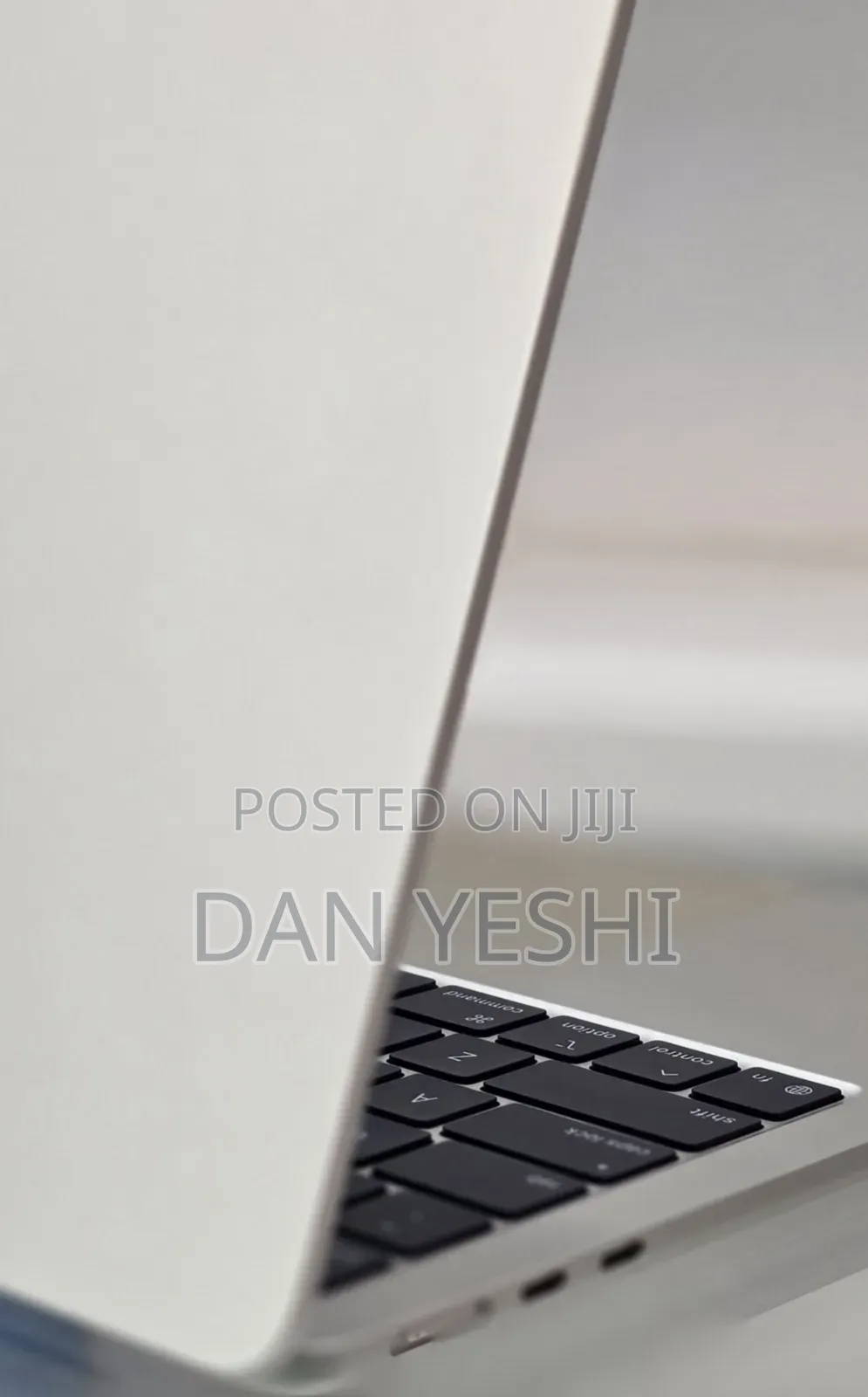 New Laptop Apple MacBook Air 2025 M4 16GB Apple M4 SSD 256GB