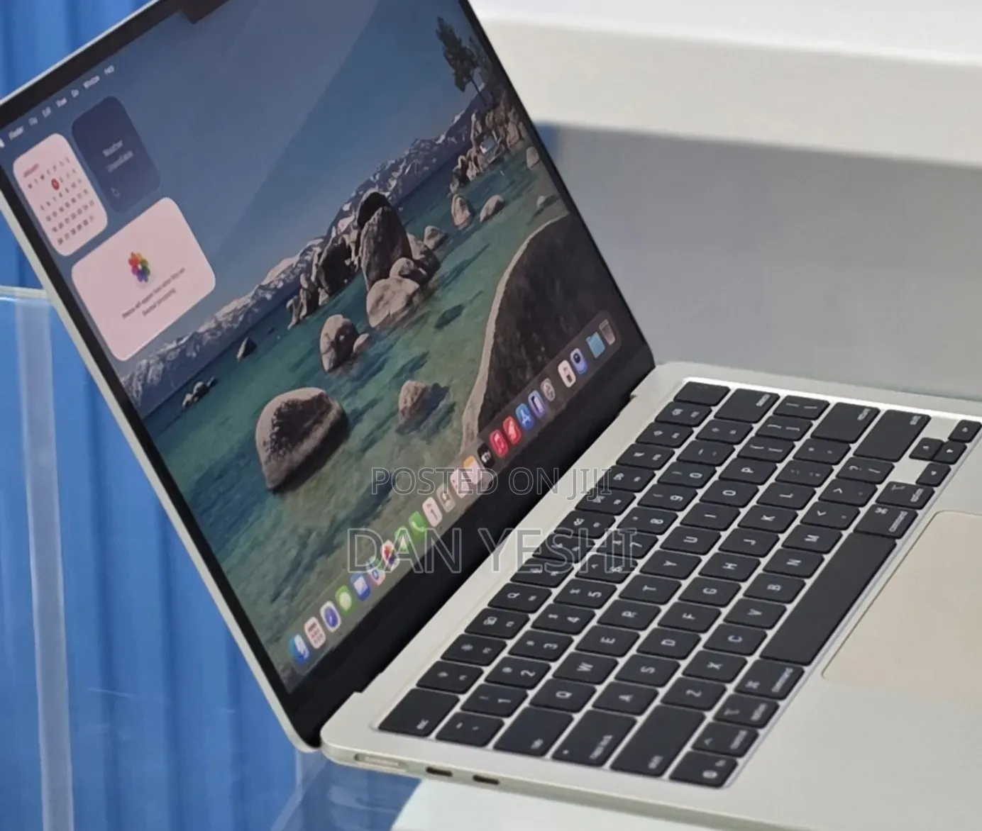 New Laptop Apple MacBook Air 2025 M4 16GB Apple M4 SSD 256GB