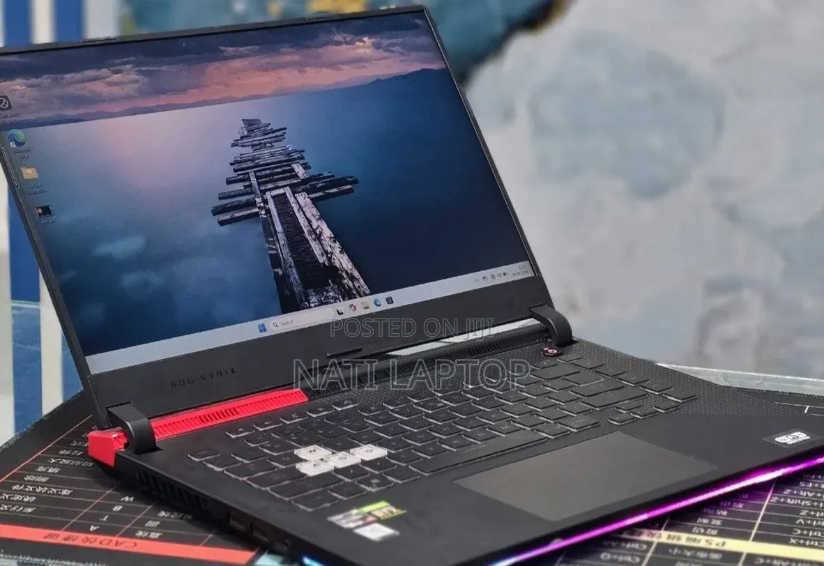 New Laptop Asus ROG Strix G15 16GB AMD Ryzen 9 SSD 512GB