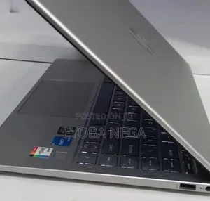 New Laptop HP Stream Notebook 16GB Intel Core i5 SSD 1T