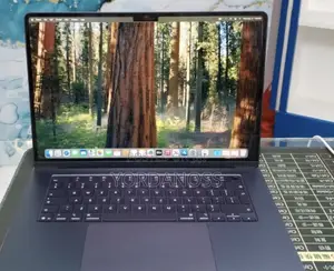 New Laptop Apple MacBook Air 2025 M4 16GB Apple M4 SSD 256GB